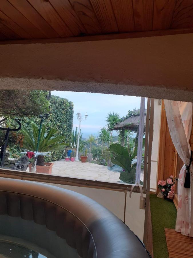 Nouveau ! Chambre D'Hote Insolite Privee " Coeurs De Pirates A Bali En Provence" Spa Sauna Massages Dans Cadre Exotique D'Amenagements Exterieurs D'Exception Ete Comme Hiver Bienvenue !!! Cavalaire-sur-Mer Exterior foto